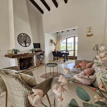 Casa By Theka Services Villa *