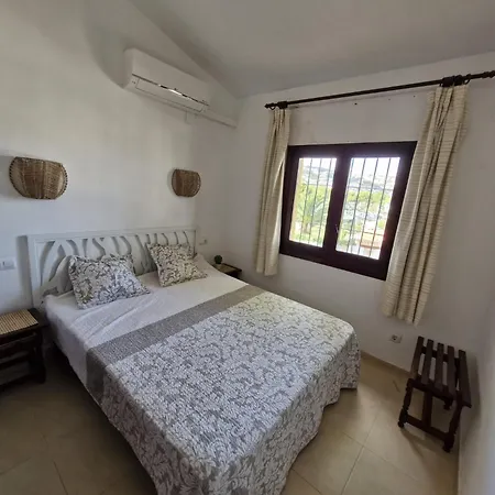 Casa By Theka Services Villa